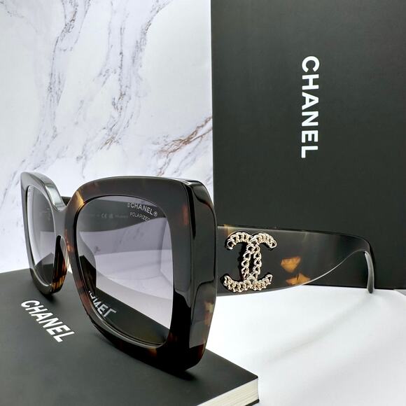 New CHANEL Sunglasses Brown Acetate Tortoise Square Gold Metal Chain CC